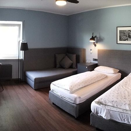 Hotel Henry Драйайх Екстериор снимка