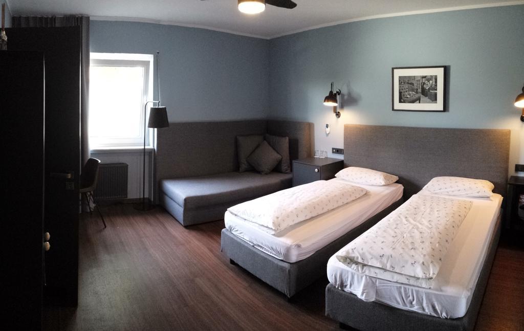 Hotel Henry Драйайх Екстериор снимка