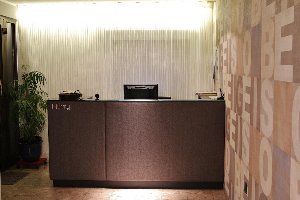Hotel Henry Драйайх Стая снимка